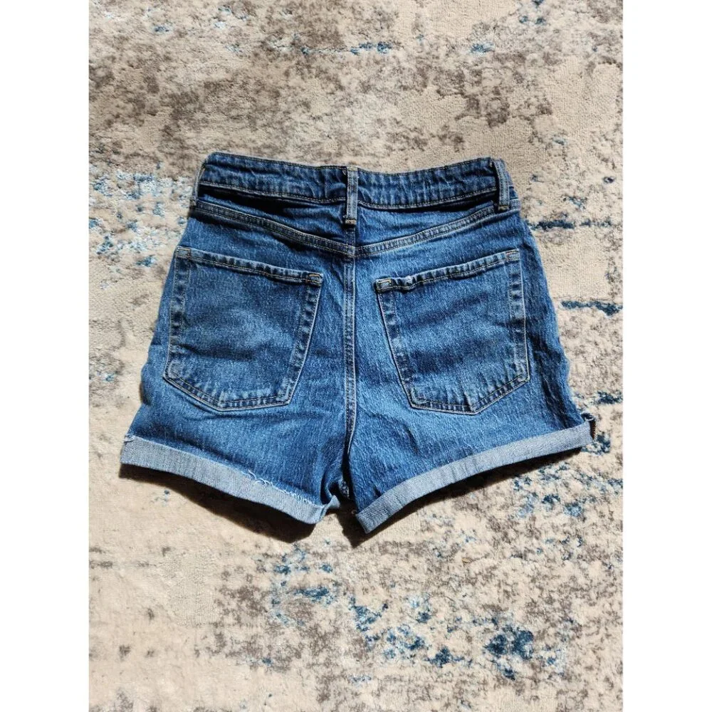 Wild Fable Women's Size‎ 4 27 Super High-Rise Baggy Jean Denim Shorts